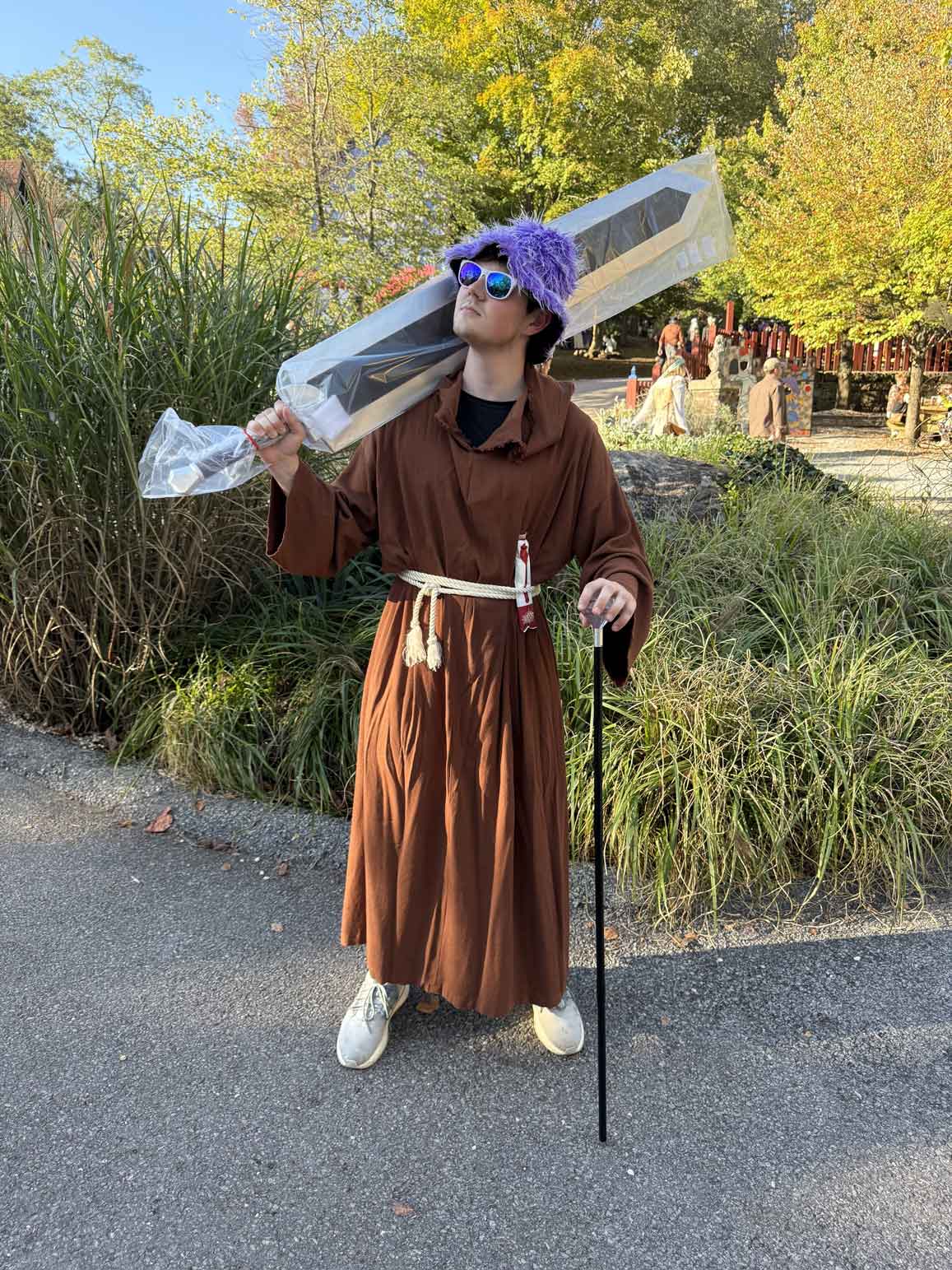 pro warlord posing after successful pimp sesh